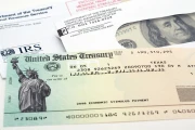 IRS Stimulus Checks 2025: What's Real, What's Rumored